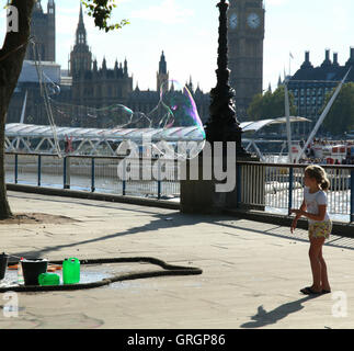 Londres, Royaume-Uni. 7 Septembre, 2016.L'été baigné la capitale aujourd'hui le remplissant d'amour Crédit : Paul Quezada-Neiman/Alamy Live News Banque D'Images