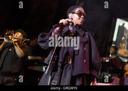 Detroit, Michigan, USA. 2e, 2016 Sep. LAURYN HILL sur la MLH Caravane : UNE Diaspora appelant ! Visite de la série de concerts au Fillmore à Detroit, MI le 2 septembre 2016 © Marc Nader/ZUMA/Alamy Fil Live News Banque D'Images