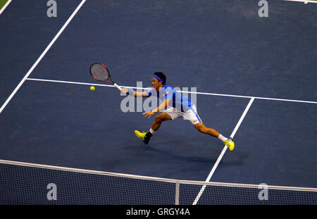 Flushing Meadows, New York, USA. 7 Septembre, 2016. Kei Nishikori du Japon au cours de son quart de finale contre Andy Murray de Grande-Bretagne à l'United States Open Tennis Championships à Flushing Meadows, New York le mercredi 7 septembre. Nishikori a remporté le match en cinq sets. Crédit : Adam Stoltman/Alamy Live News Banque D'Images