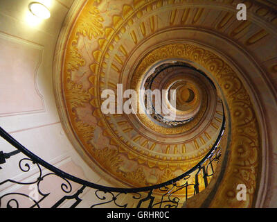 Superbe escalier en spirale en Abbaye de Melk, Autriche Banque D'Images