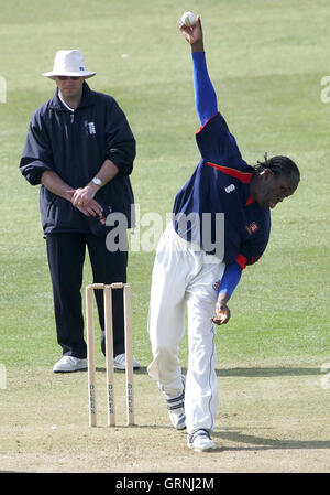 Maurice Chambres de l'Essex - Essex LA CCC vs Surrey CCC - Match amical à Ford Comté Rez, Chelmsford, Essex - 05/04/07 Banque D'Images