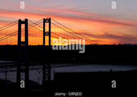 Narrows Bridge Tacoma WA sunset Banque D'Images