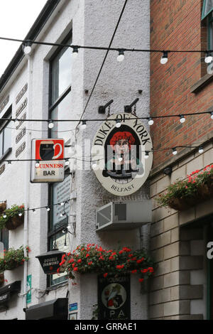 Le duc de York pub en tribunal de commerce, le quartier de la cathédrale, de Belfast, en Irlande du Nord Banque D'Images