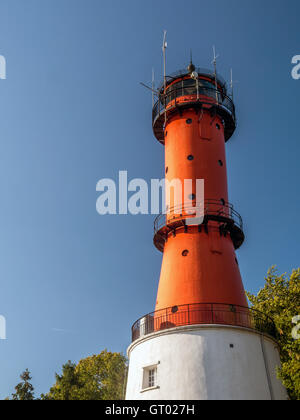 Le phare historique, situé à Rozewie dans la côte de la mer Baltique, la Pologne occidentale Région, Pologne Banque D'Images