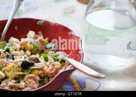 L'été frais et salade de thon et haricots verts Banque D'Images