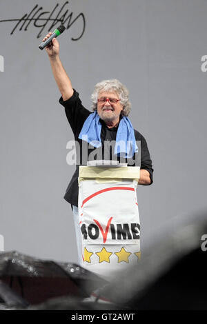 Beppe Grillo 8 septembre 2016 Rome 5 étoiles mouvement parti. Samantha Zucchi Insidefoto Photo Banque D'Images