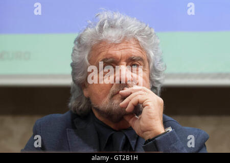 Beppe Grillo 8 septembre 2016 Rome 5 étoiles mouvement parti. Samantha Zucchi Insidefoto Photo Banque D'Images