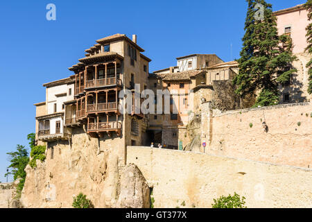 Les maisons suspendues de Cuenca surplombant le Huécar, Cuenca, Castilla La Mancha, Espagne Banque D'Images