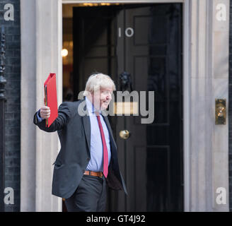 Londres, Royaume-Uni. 8 Septembre, 2016. Boris Johnson, Ministre des affaires étrangères,, arrive à Downing Street après la rencontre avec le président de l'UNION EUROPÉENNE, Tusk Crédit : Ian Davidson/Alamy Live News Banque D'Images