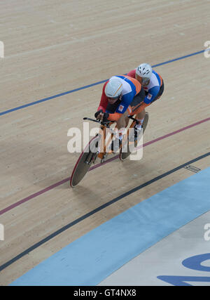 Rio de Janeiro, Brésil. 8 Septembre, 2016. Équipe des Pays-Bas participe à la men's B 4000 m final poursuite individuelle aux Jeux paralympiques première journée de compétition. Credit : Bob Daemmrich/Alamy Live News Banque D'Images