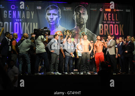 Londres, Royaume-Uni. Sep 9, 2016. Vue générale de boxeurs Kell Brook et Gennady Golovkin pendant une Weigh-In à l'O2 Arena, le 9 septembre 2016 Crédit : TGSPHOTO/Alamy Live News Banque D'Images