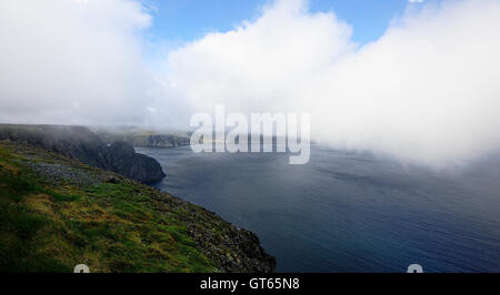 Au milieu de l'été sea mist à Nordkapp Banque D'Images