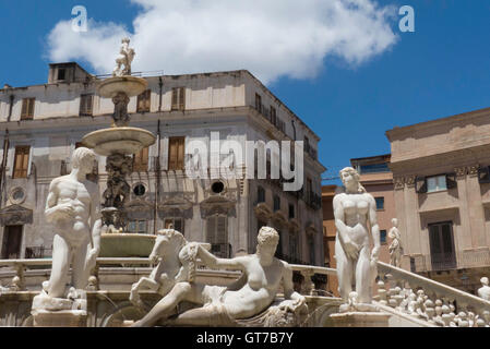 Sculptures Figuratives autour de Palerme, Italie Banque D'Images