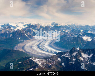 Vue aérienne de l'Ruth Glacier et de la chaîne de l'Alaska sur un vol touristique de Talkeetna, Alaska. Banque D'Images