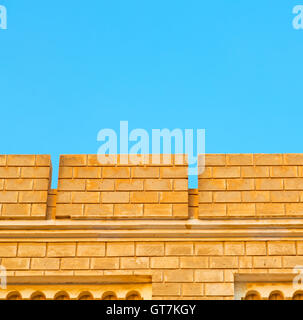 En Oman le mur de la grande mosquée de Mascate Résumé Contexte et à l'ancienne Banque D'Images