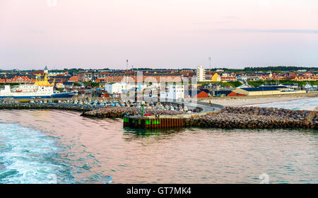 Port de Hirtshals au coucher du soleil - Danemark Banque D'Images