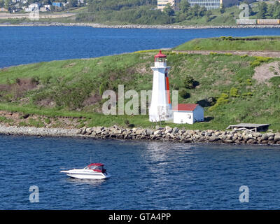 Le phare sur l'île Georges, Halifax, Nouvelle-Écosse, Canada Banque D'Images