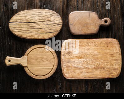 Hachage vide planche de bois sur la table en bois. Banque D'Images