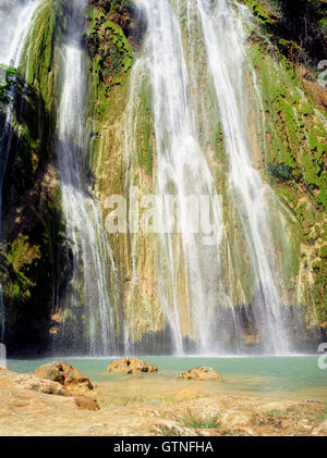 Cascade El Limon. (Salto de limon). Des nombreuses cascades de la Péninsule de Samaná, République dominicaine. Banque D'Images