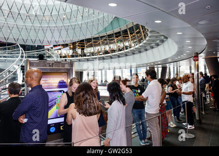 New York City, NY NYC, Lower Manhattan, quartier financier, Fulton Center, MTA, métro, centre de transit, hub, complexe de vente au détail, centre commercial, Westfield Corporation Banque D'Images