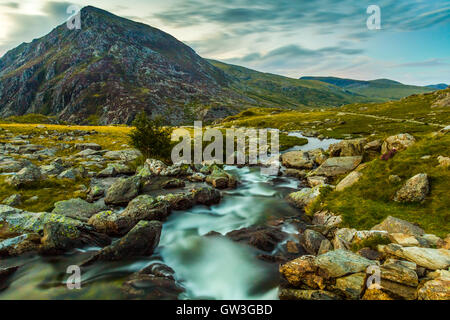 Pen An Wen Ole et de montagne dans le parc national de Snowdonia au Pays de Galles. la septième plus haute montagne et Snowdonia au Pays de Galles. Banque D'Images