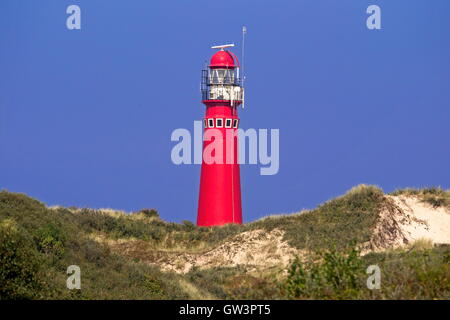 Schiermonnikoog, Pays-Bas - septembre 7, 2016 : Rouge phare sur Schiermonnikoog, Pays-Bas Banque D'Images