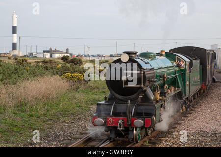 Le Romney, Hythe & Dymchurch Railway (RH&DR) est un 15 en (381 mm) de la jauge dans le Kent, en Angleterre, de l'exploitation de la vapeur et de l'inte Banque D'Images