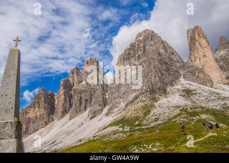 Tre Cime di Lavaredo (aka Drei Zinnen) Naturpark (Nature Park), dans la province de Belluno, Dolomites de Sexten, Vénétie, Italie. Banque D'Images