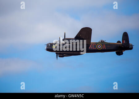 Southport, Royaume-Uni. Sep 11, 2016. Bombardier Lancaster en vol au Southport Air Show Crédit : Philip Kieran/Alamy Live News Banque D'Images