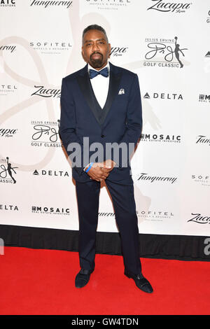 Philadelphie, Pennsylvanie, USA. Sep 11, 2016. Le président, LOUIS PARI CARR, à la Julius Erving, 'Dr J' black tie ball tenue à l'hôtel Sofitel à Philadelphie PA Credit : Ricky Fitchett/ZUMA/Alamy Fil Live News Banque D'Images