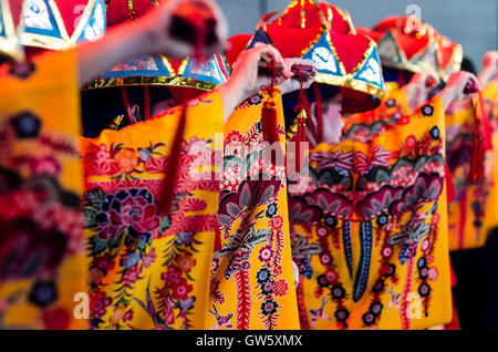 Danse ryukyu. danse traditionnelle d'okinawa. Banque D'Images