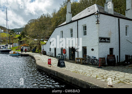 Le Coffee Shop à Crinan Canal Crinan sur le bassin à Crinan, Argyll and Bute, Ecosse, Royaume-Uni Banque D'Images