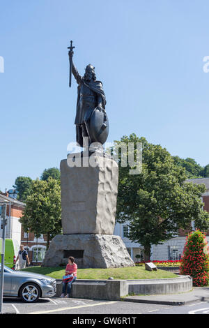 Le roi Alfred Statue, Broadway, Winchester, Hampshire, Angleterre, Royaume-Uni Banque D'Images