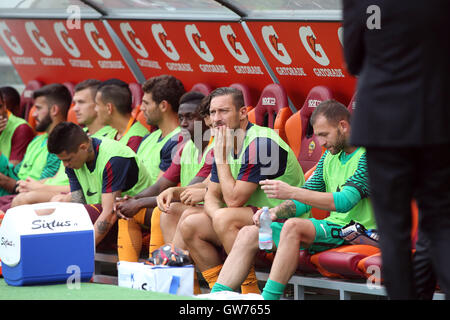 Rome, Italie. Sep 11, 2016. Francesco Totti au cours de la Serie A italienne match de championnat entre l'AS Rome et la Sampdoria au Stade Olympique sur Seprember 11, 2016 à Rome en Italie. Crédit : marco iacobucci/Alamy Live News Banque D'Images