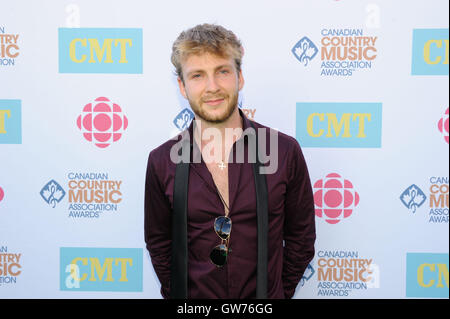 11 septembre, 2016. À London, au Canada. 2016 La Canadian Country Music Association Awards Tapis Vert l'arrivée à la John Labatt Centre. En photo, Yoan. Banque D'Images