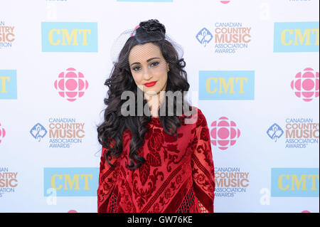 11 septembre, 2016. À London, au Canada. 2016 La Canadian Country Music Association Awards Tapis Vert l'arrivée à la John Labatt Centre. En photo, xx. Banque D'Images