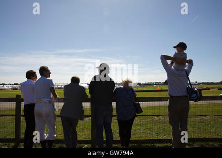 Chichester, UK, UK. Sep 11, 2016. Le Goodwood Revival vintage sports car course. © Mark Avery/ZUMA/Alamy Fil Live News Banque D'Images