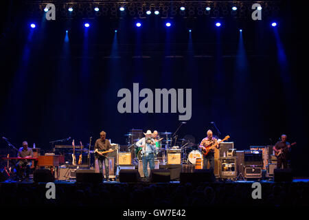 Green Bay, Wisconsin, USA. Août 31, 2016. Musicien Country Charlie Daniels du Charlie Daniels Band effectue live Resch Center à Green Bay, Wisconsin © Daniel DeSlover/ZUMA/Alamy Fil Live News Banque D'Images