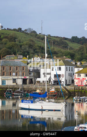 Tôt le matin à Mevagissey village de Cornwall UK Banque D'Images