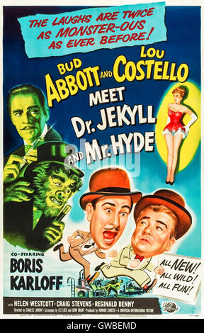 Abbott et Costello Rencontrez le Dr Jekyll et M. Hyde (1953) réalisé par Charles Lamont et avec Bud Abbott, Lou Costello et Boris Karloff. Flics américains visitant Londres et rencontrer le Dr Jekyll et son alter ego, Mr Hyde. Banque D'Images