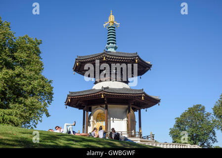 Pagode de la paix de Battersea Park.Un cadeau pour les Londoniens par le Vénérable Nichidatsu Fuji Banque D'Images