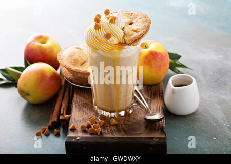 Milk-shake au sirop apple pie Banque D'Images