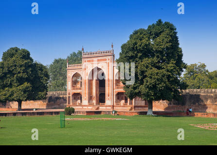 Porte de Itmad-Ud-Daulah (Baby Taj) à Agra, Uttar Pradesh, Inde Banque D'Images