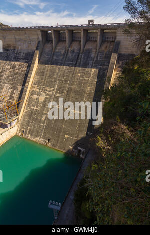 Ancien barrage centrale hydroélectrique à Cuenca, Espagne Banque D'Images