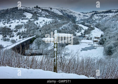 Dale Monsal de Monsal Head en hiver, parc national de Peak District, Derbyshire, Angleterre, RU Banque D'Images