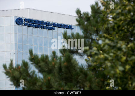 Un logo affiche à l'extérieur du siège de la société Federal-Mogul à Southfield, Michigan, le 17 juillet 2016. Banque D'Images