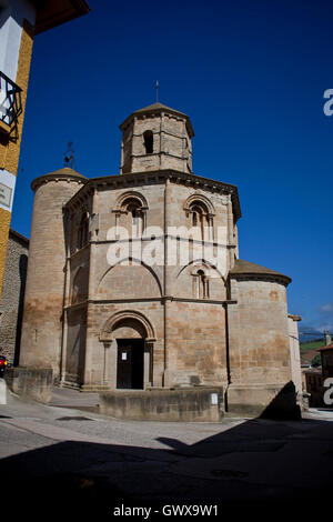 Église du Saint Sépulcre, dans le village de Torres del Rio le long du chemin de Saint Jacques, route Frances Banque D'Images