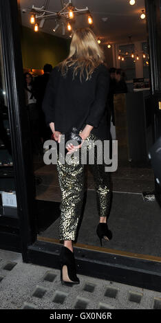 Kate Moss arrivant à Bella Freud shop. Londres. UK avec : Kate Moss Où : London, Royaume-Uni Quand : 08 Juin 2016 Banque D'Images