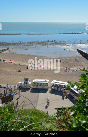 La terre à St Asaph Retreat beach. Eastbourne. East Sussex. L'Angleterre. UK Banque D'Images