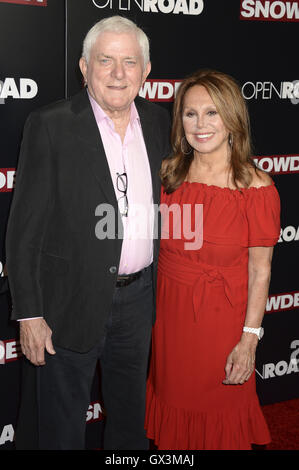 La ville de New York. 13 Sep, 2016. Phil Donahue et Marlo Thomas assister à la 'Snowden' premiere dans l'AMC Loews Lincoln Square le 13 septembre 2016 à New York. | Verwendung weltweit/alliance Photo © dpa/Alamy Live News Banque D'Images